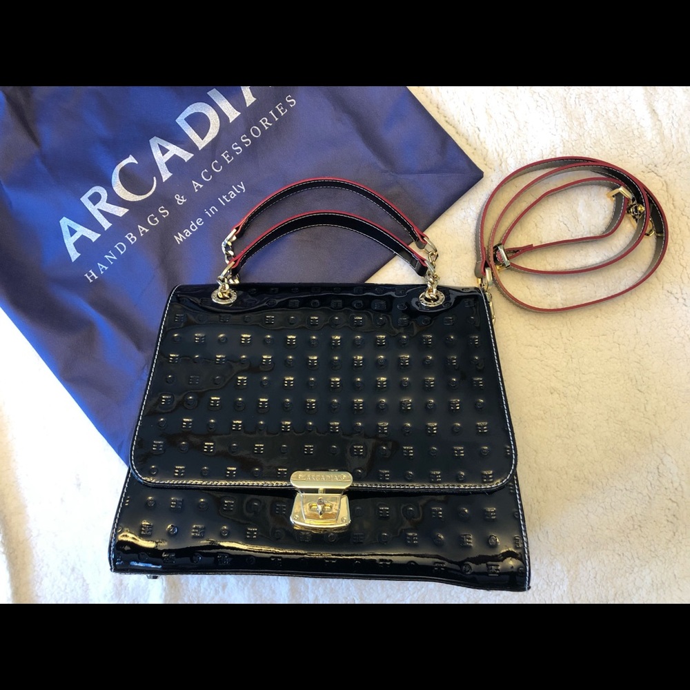 ARCADIA Patent Satchel